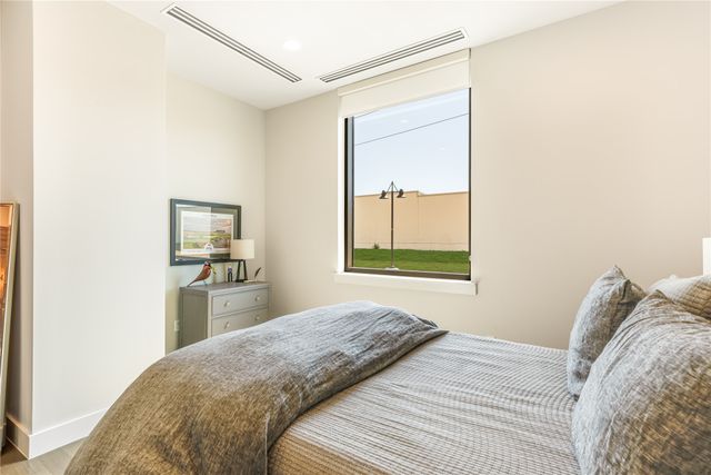 5656 N Central Expressway 103, Dallas, TX 75206