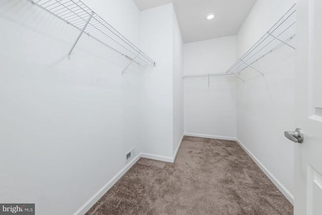 3543 CASTLETON DR, Williamstown, NJ 08094