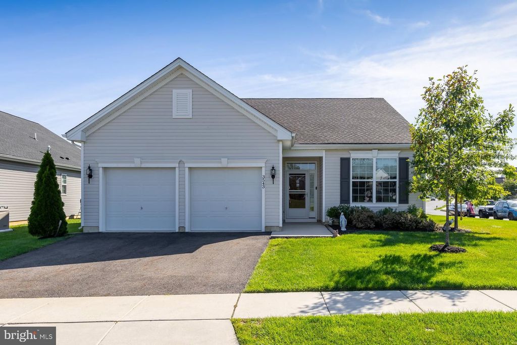 3543 CASTLETON DR, Williamstown, NJ 08094