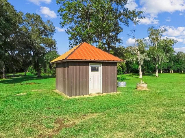 33622 Pecan Hill Drive, Brookshire, TX 77423