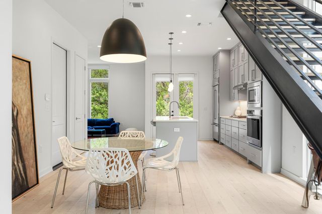2520 Sutherland ST, Austin, TX 78746