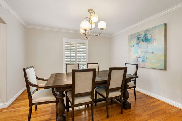 5350 Dumfries Drive, Houston, TX 77096