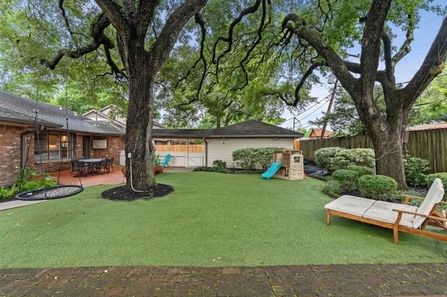 5350 Dumfries Drive, Houston, TX 77096