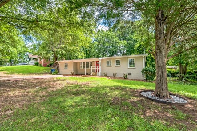 16 Bromack SE Drive, Atlanta, GA 30315