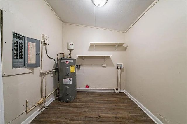 16 Bromack SE Drive, Atlanta, GA 30315