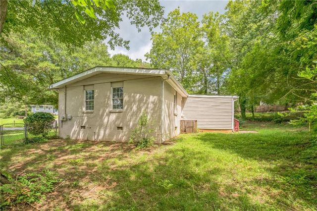 16 Bromack SE Drive, Atlanta, GA 30315