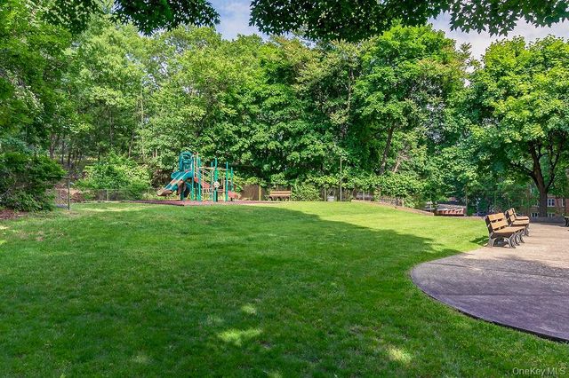 100 Dehaven Drive 512, Yonkers, NY 10703