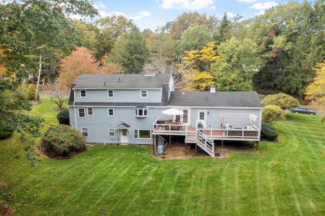 71 Bristers Hill Rd, Concord, MA 01742