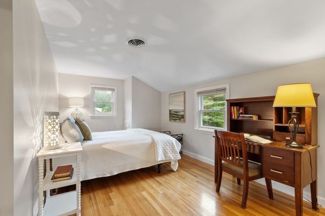 71 Bristers Hill Rd, Concord, MA 01742