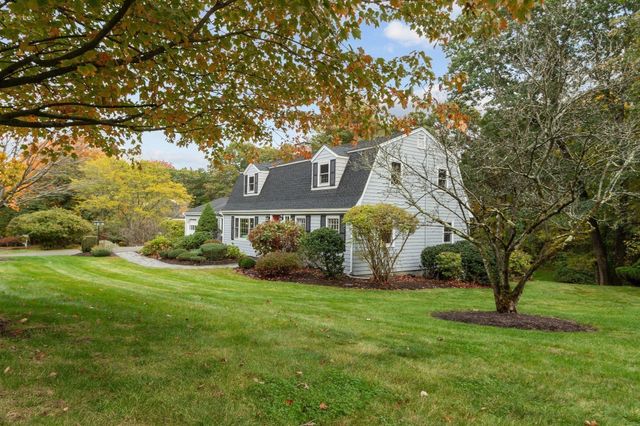 71 Bristers Hill Rd, Concord, MA 01742
