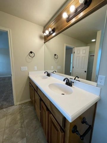 916 Ringwood Street, Norman, OK 73069
