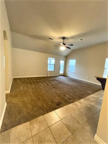 916 Ringwood Street, Norman, OK 73069