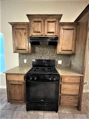 916 Ringwood Street, Norman, OK 73069