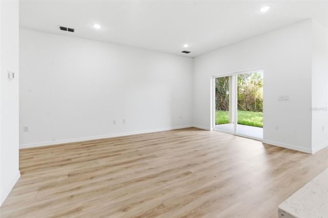 340 W GRAHAM PARK DR, Haines City, FL 33844