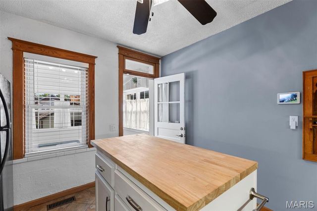 5511 Nottingham Avenue, St Louis, MO 63109