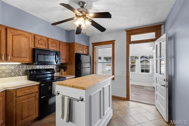 5511 Nottingham Avenue, St Louis, MO 63109