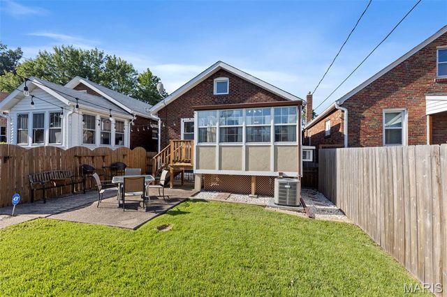5511 Nottingham Avenue, St Louis, MO 63109