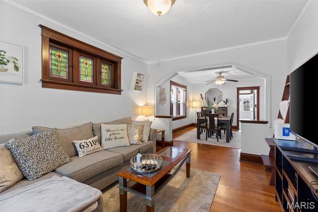 5511 Nottingham Avenue, St Louis, MO 63109