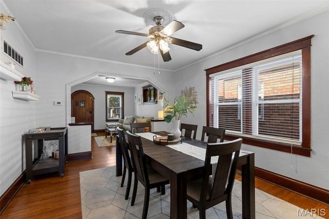 5511 Nottingham Avenue, St Louis, MO 63109