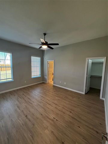 14514 Campbell Cove Lane, Texas City, TX 77568