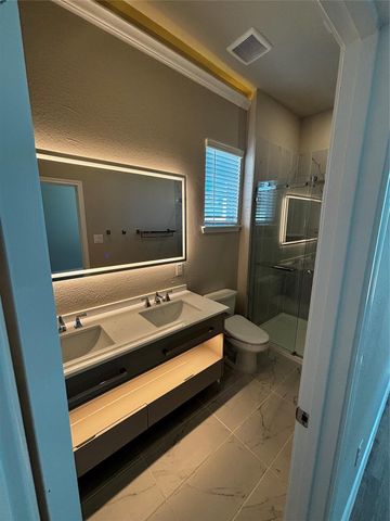 14514 Campbell Cove Lane, Texas City, TX 77568