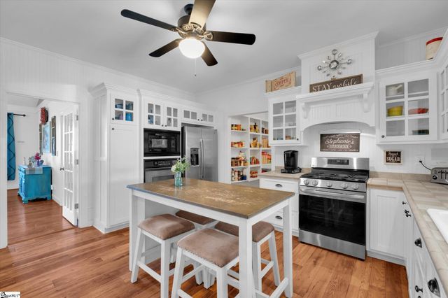 104 Ponderosa Drive, Taylors, SC 29687