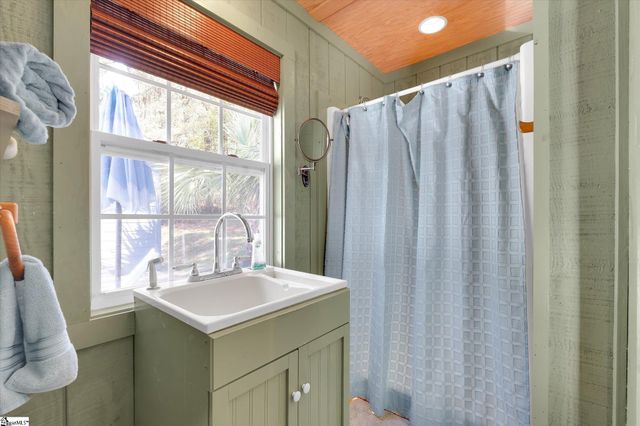 104 Ponderosa Drive, Taylors, SC 29687