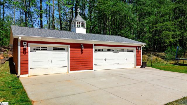 104 Ponderosa Drive, Taylors, SC 29687
