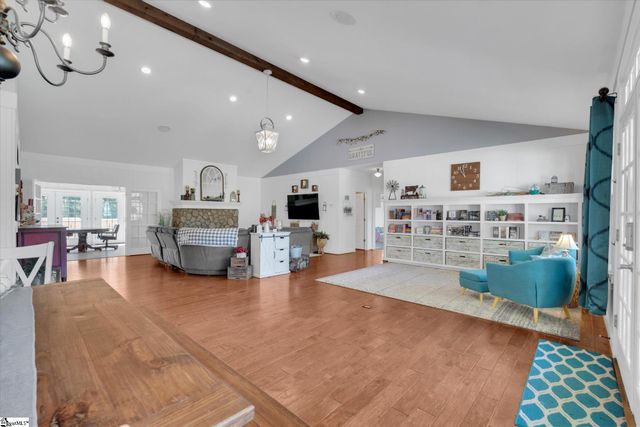 104 Ponderosa Drive, Taylors, SC 29687