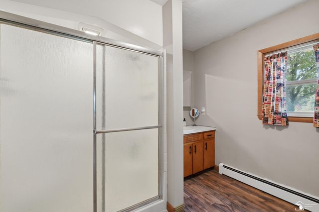 2870 Carleton Rockwood Road, Carleton, MI 48117