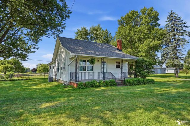 2870 Carleton Rockwood Road, Carleton, MI 48117