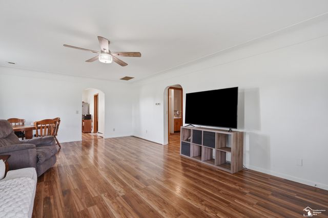 2870 Carleton Rockwood Road, Carleton, MI 48117