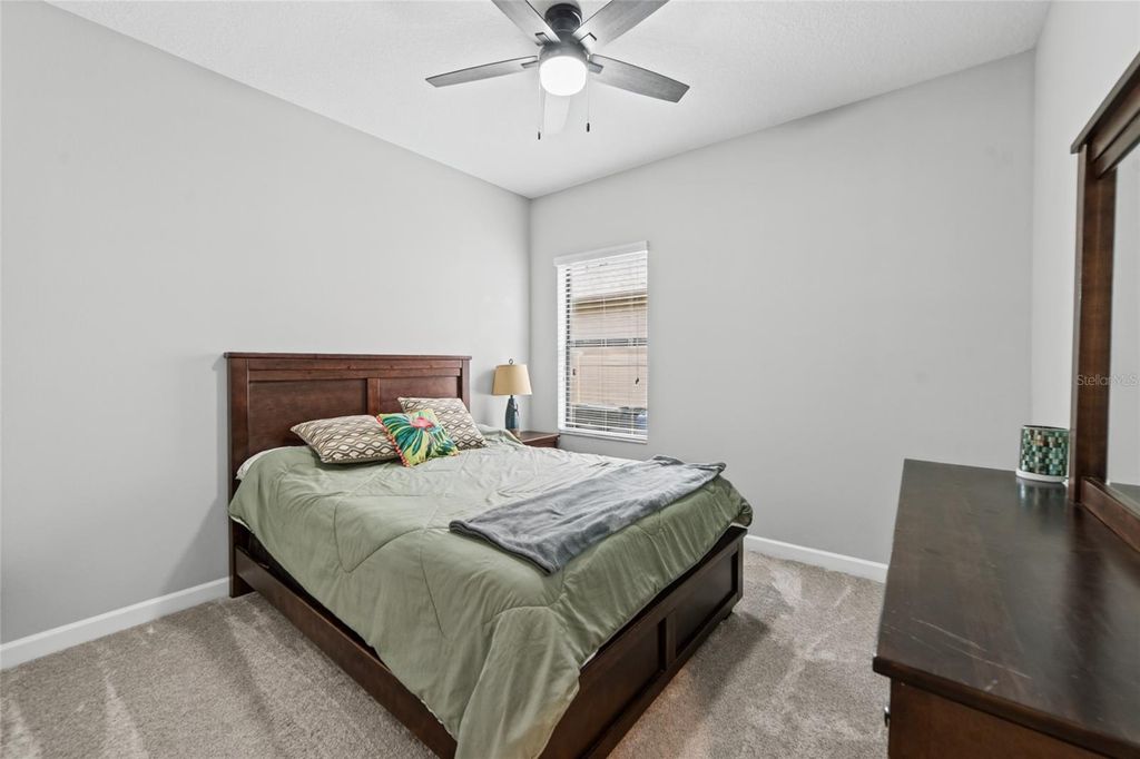 Image 19 of property listing at 9912 SMARTY JONES DRIVE, Ruskin, FL 33573