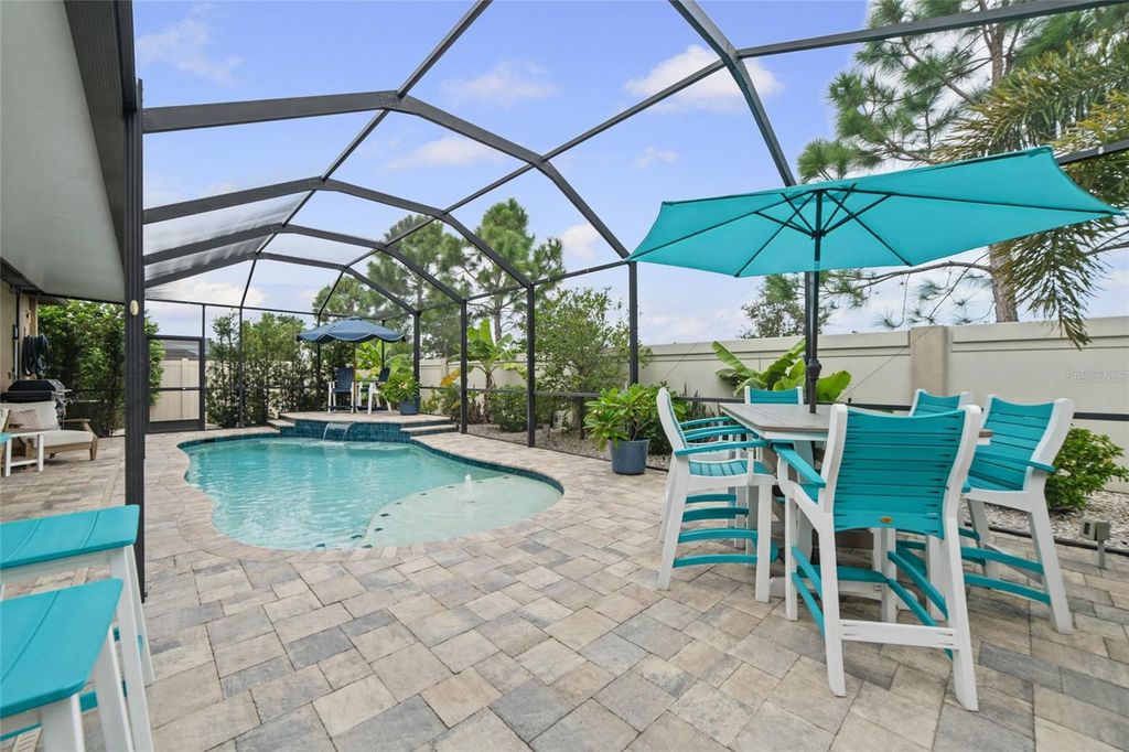 Image 28 of property listing at 9912 SMARTY JONES DRIVE, Ruskin, FL 33573