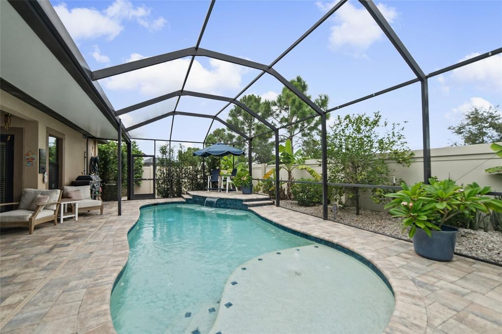 Image 30 of property listing at 9912 SMARTY JONES DRIVE, Ruskin, FL 33573