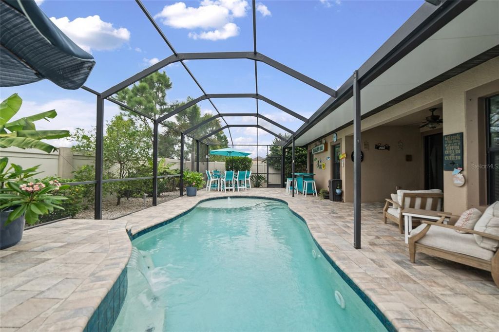 Image 33 of property listing at 9912 SMARTY JONES DRIVE, Ruskin, FL 33573