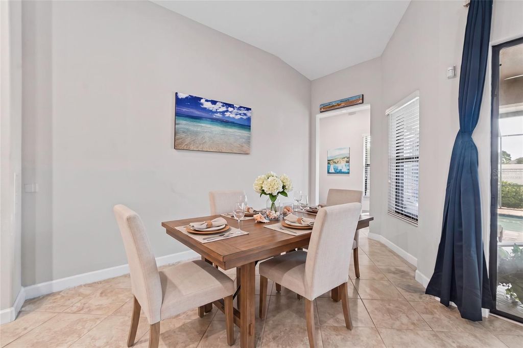 Image 8 of property listing at 9912 SMARTY JONES DRIVE, Ruskin, FL 33573