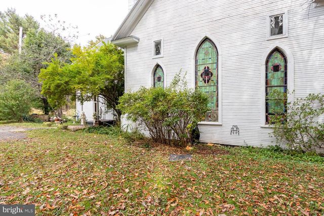 125 COLORADO RD, Munson, PA 16860