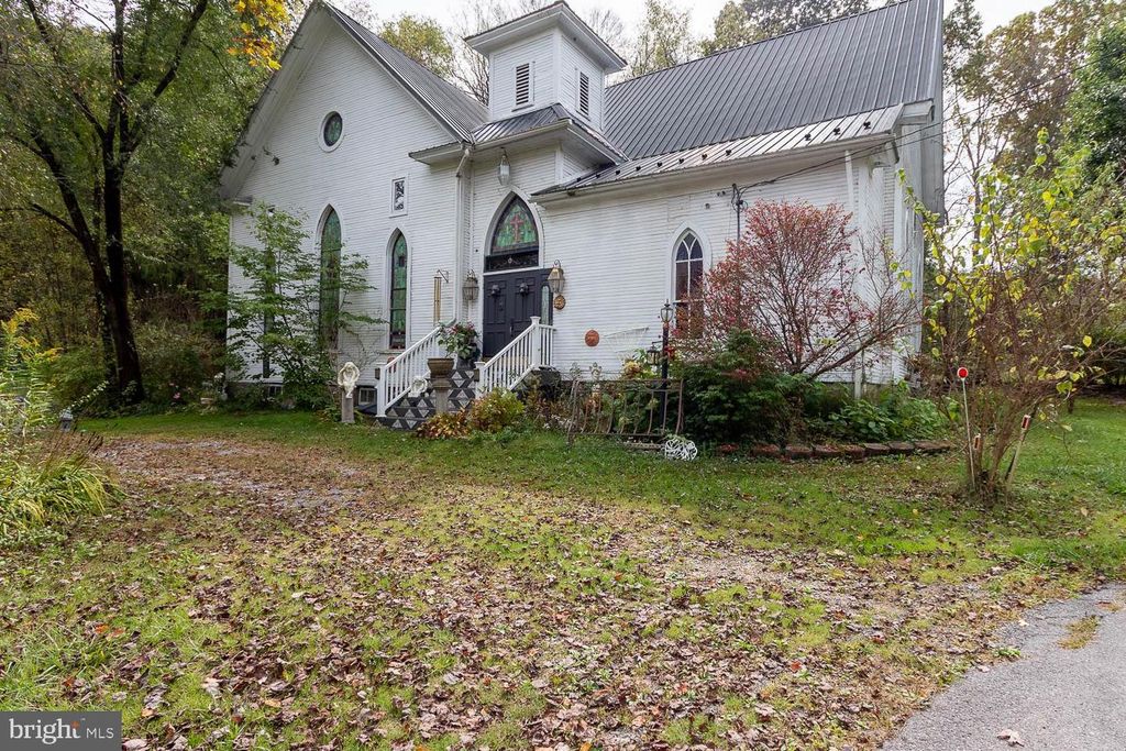 125 COLORADO RD, Munson, PA 16860