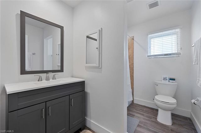 1220 10th AVE N, Naples, FL 34102