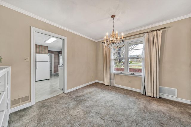 607 Lou Ann ST, Salem, VA 24153