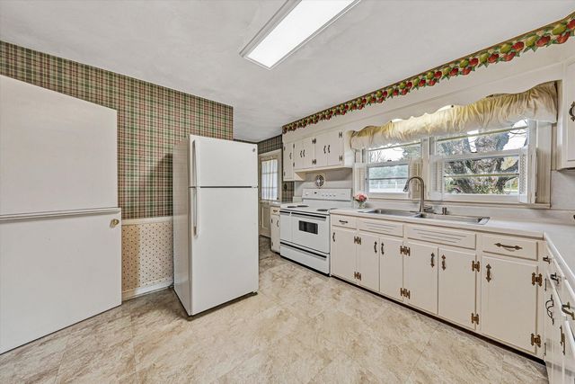 607 Lou Ann ST, Salem, VA 24153