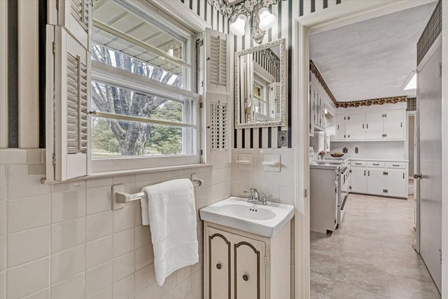 607 Lou Ann ST, Salem, VA 24153