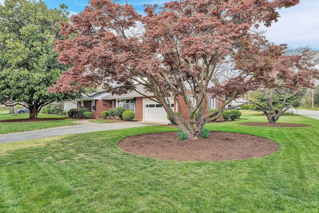 607 Lou Ann ST, Salem, VA 24153