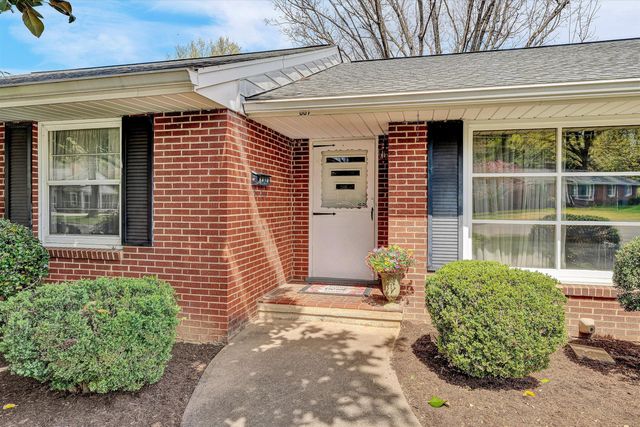 607 Lou Ann ST, Salem, VA 24153