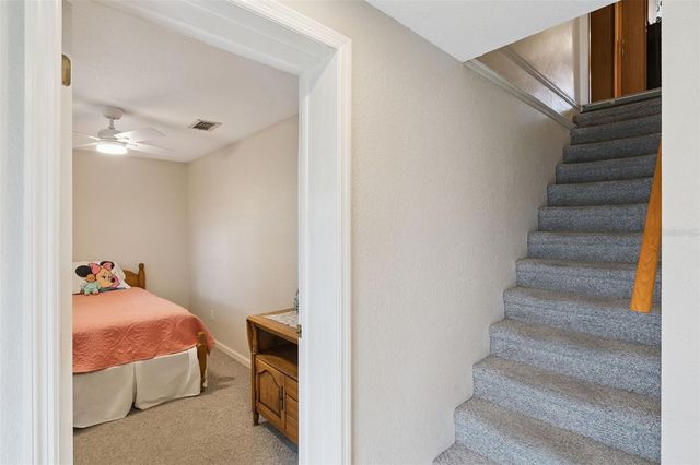 1008 E RIDGEWOOD ST, Orlando, FL 32803
