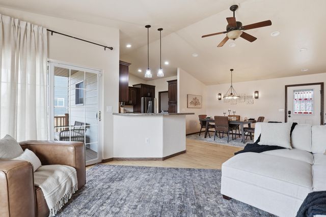 4917 MISTY WOODS LN, Rapid City, SD 57701