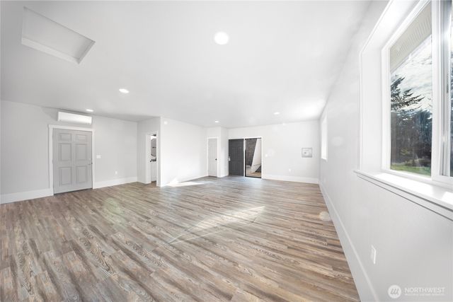 672 SE Mount Olympus Avenue, Ocean Shores, WA 98569