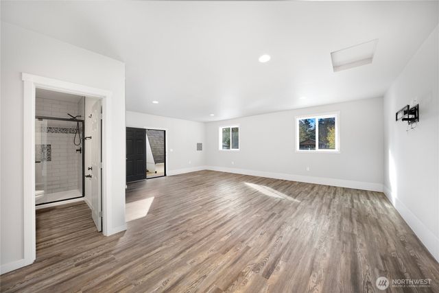 672 SE Mount Olympus Avenue, Ocean Shores, WA 98569