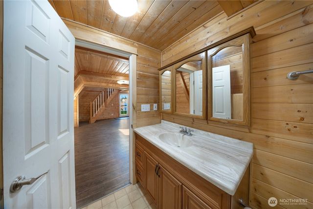 672 SE Mount Olympus Avenue, Ocean Shores, WA 98569